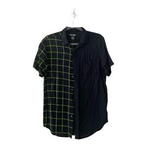 Hot Topic Neon Green & Black Grid Split Button Up Shirt